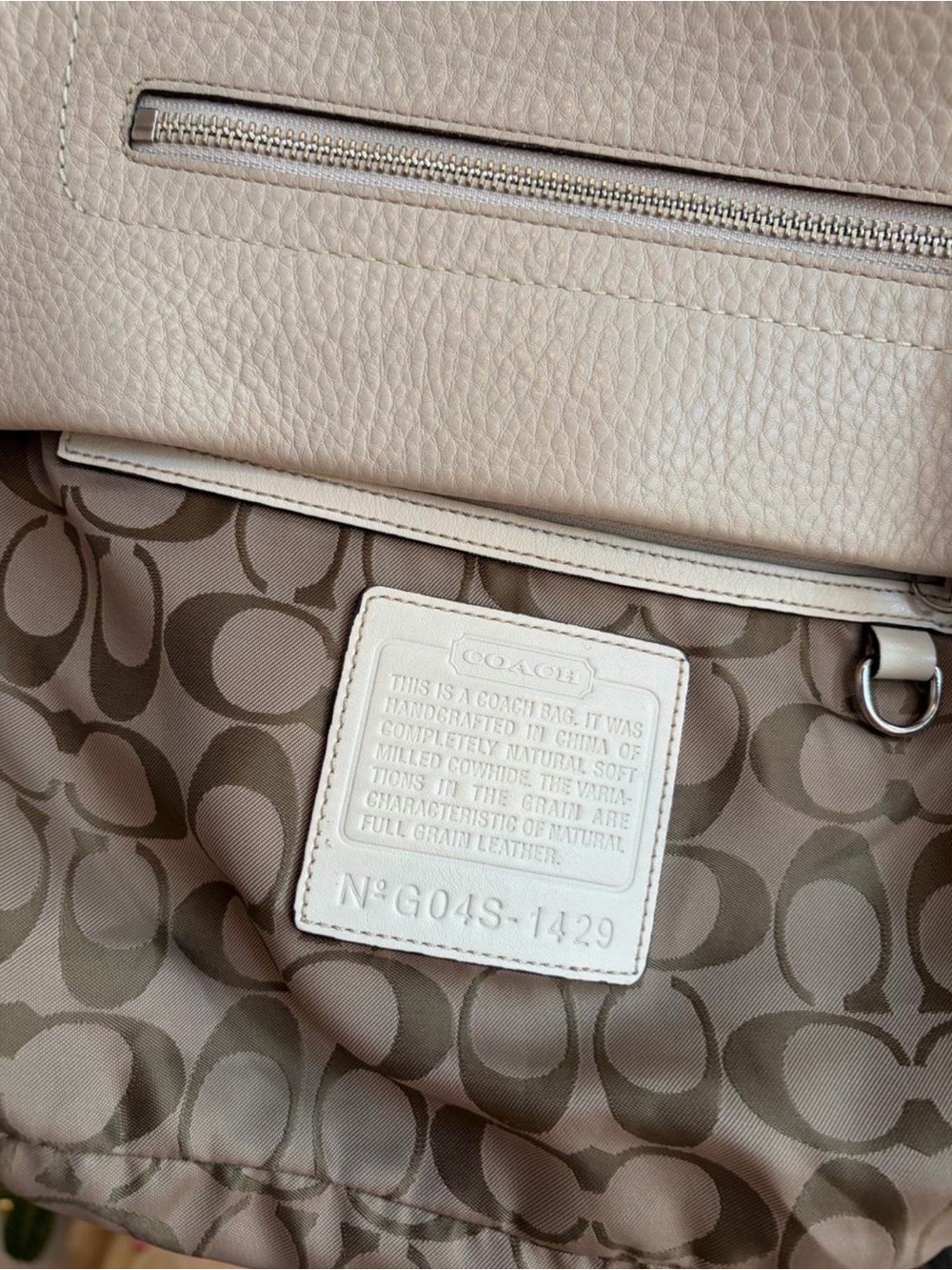 Vintage Coach Shoulder Bag with Tassel - Picture 5 of 6